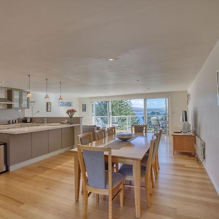 Quarterdeck Apartment Binalong Bay Eksteriør bilde