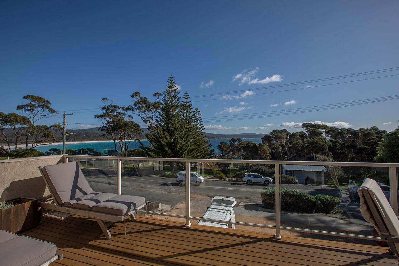 Quarterdeck Apartment Binalong Bay Eksteriør bilde